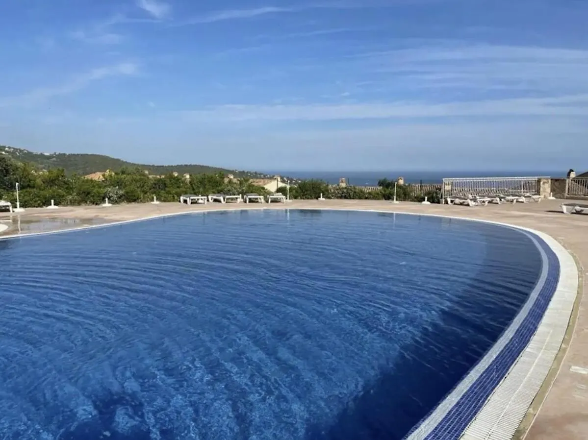Appt 31M2 - Parking - Wifi - Clim - Piscine Apartment Roquebrune-sur-Argens France