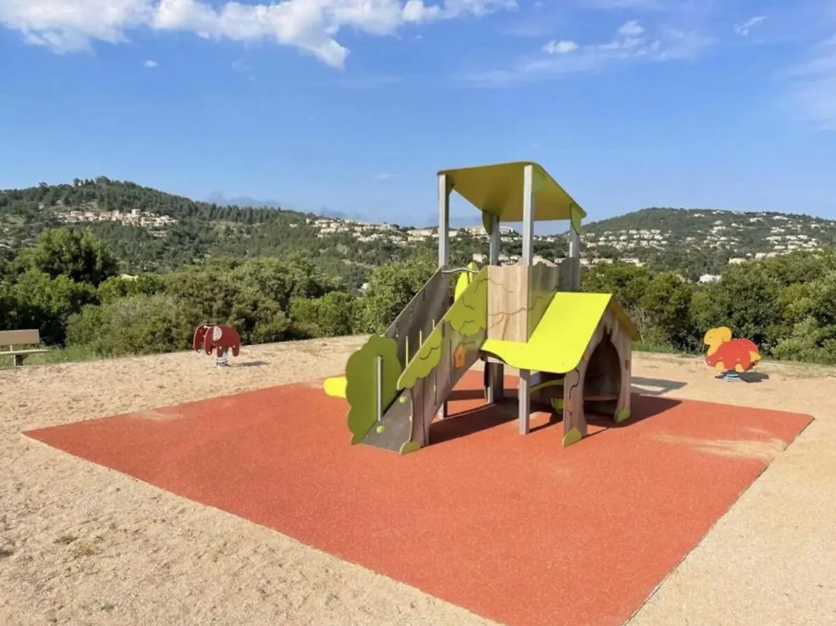 Appt 31M2 - Parking - Wifi - Clim - Piscine Apartamento Roquebrune-sur-Argens
